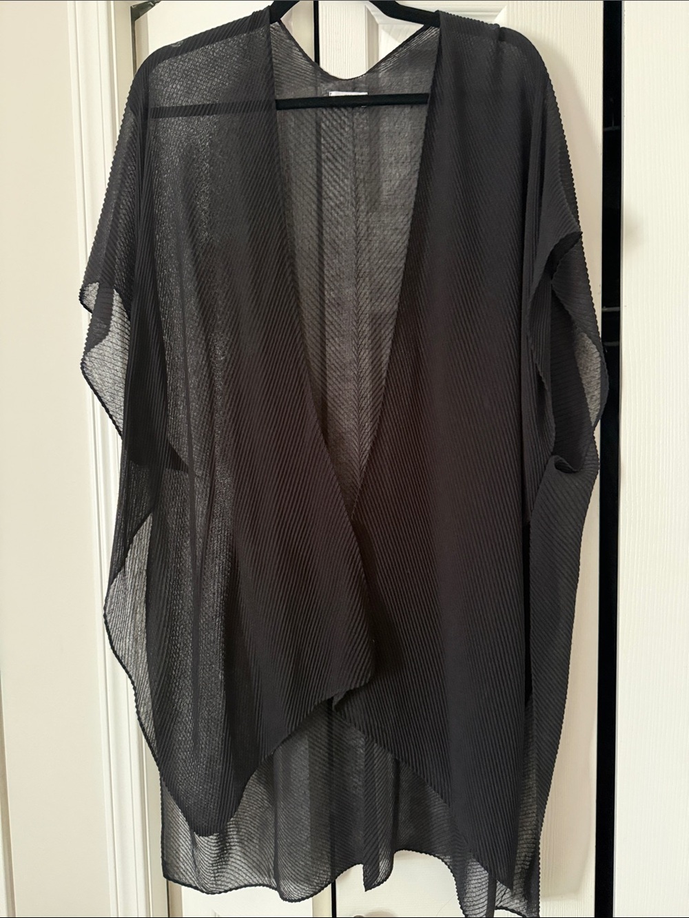 Ardene Black Sheer Pleated Poncho Shrug